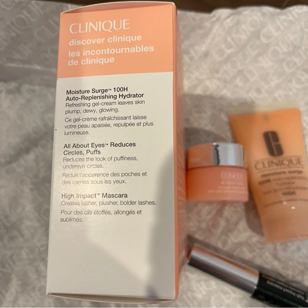 NIB Clinique 3-Pc. Discovery Kit